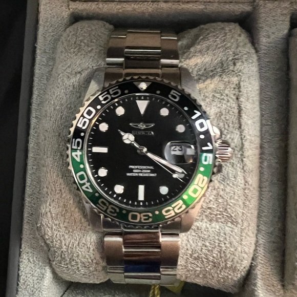 Invicta Pro Diver 38mm Set of 2 Watches 😍 NEW WITH TAGS ⭐️ - Picture 5 of 8